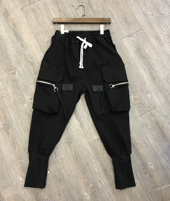 MAVORE Black Cargo Pants